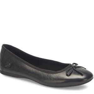 Born leather ballet flats “the Brin” size 8